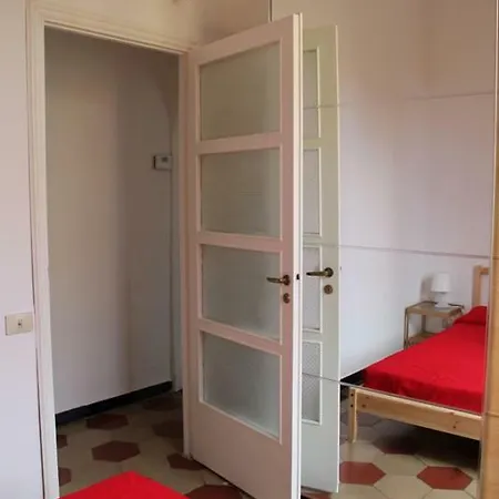 Platano Apartman Levanto
